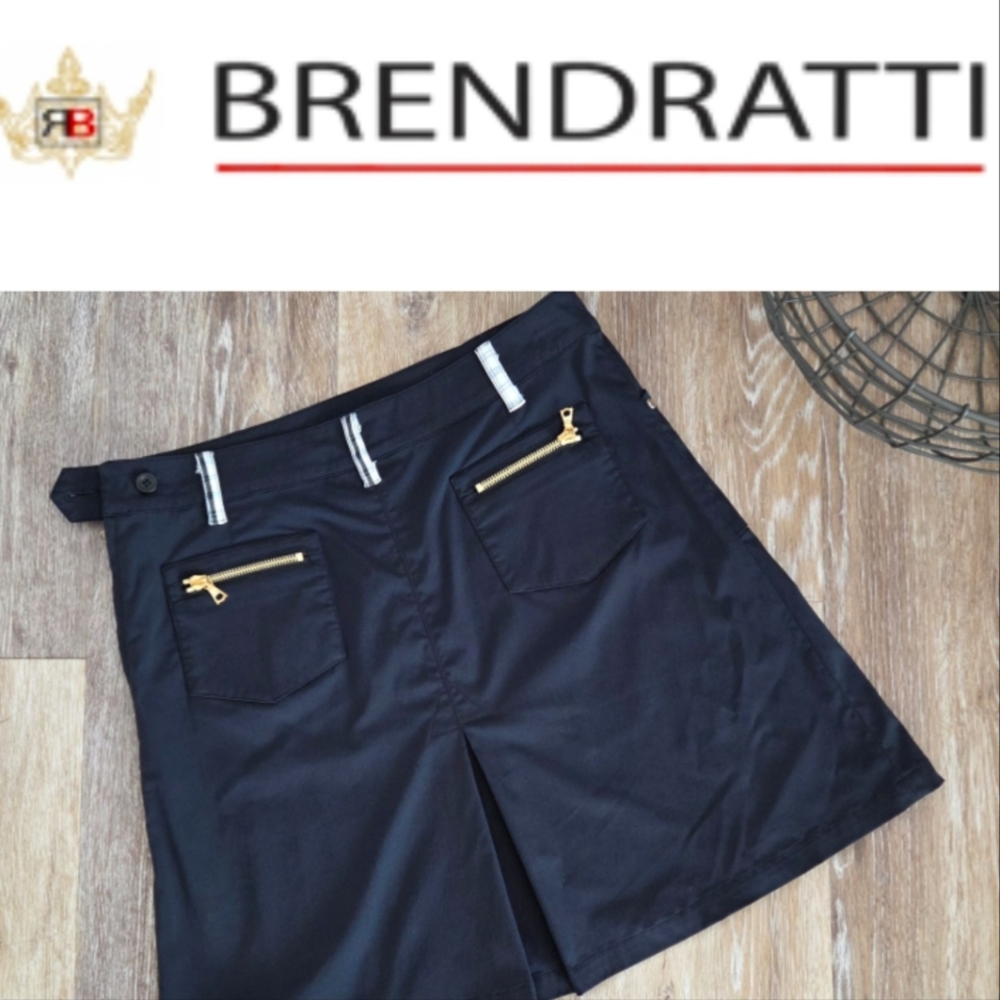 Brendratti Italian Women's Athletic Skirt Plaid Accents Preppy Tenniscore Golf